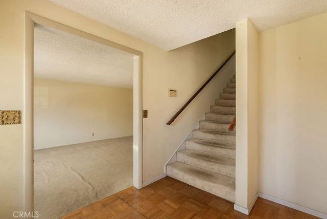 3141 E Palmyra Avenue, Orange, CA 92869