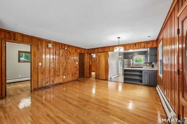 80 Grilleytown Road, Waterbury, CT 06704