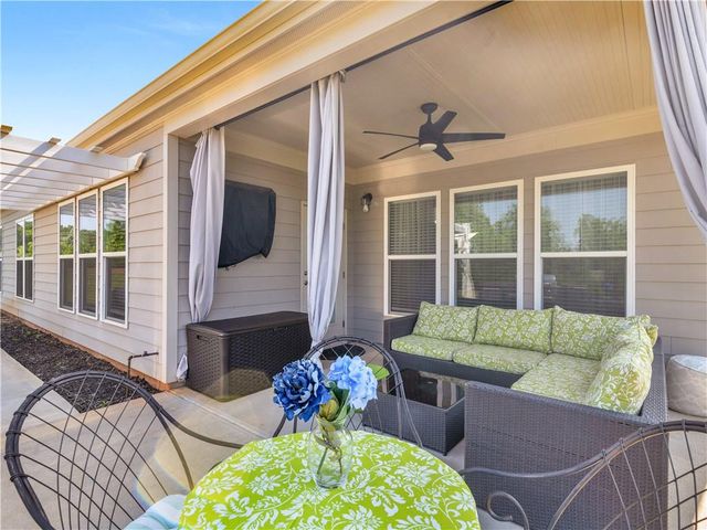 203 Camelia Court, Griffin, GA 30223