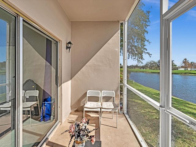 2451 SW 82nd Avenue 108, Davie, FL 33324