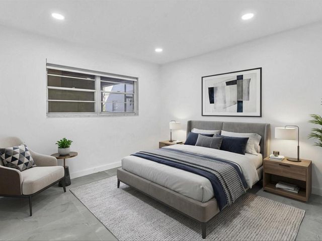 2451 SW 82nd Avenue 108, Davie, FL 33324