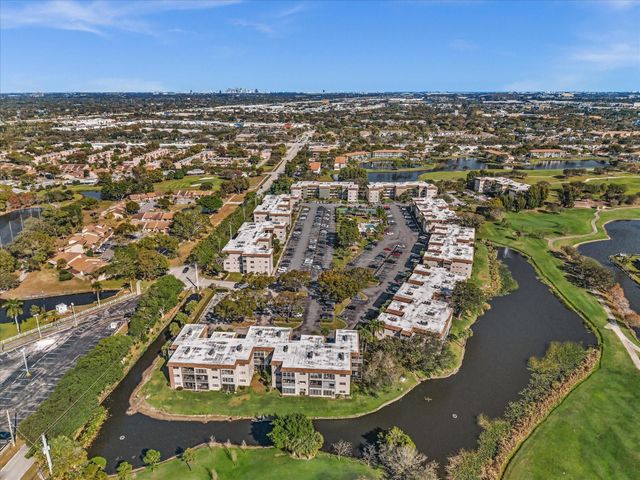 2451 SW 82nd Avenue 108, Davie, FL 33324