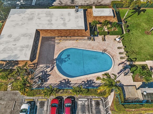 2451 SW 82nd Avenue 108, Davie, FL 33324