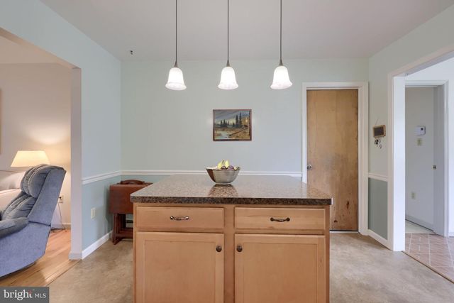 2514 SPLIT RAIL DR, East Petersburg, PA 17520