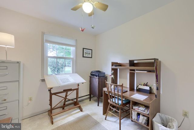 2514 SPLIT RAIL DR, East Petersburg, PA 17520