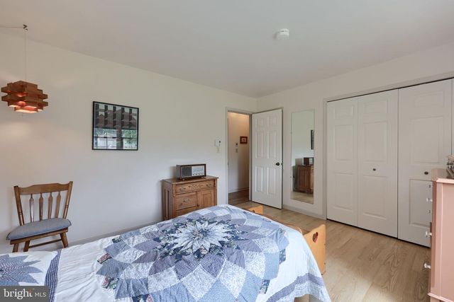 2514 SPLIT RAIL DR, East Petersburg, PA 17520