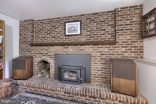 2514 SPLIT RAIL DR, East Petersburg, PA 17520