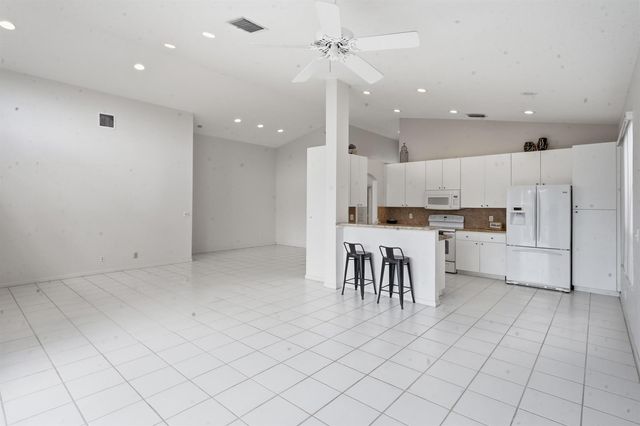12463 Pleasant Green Way, Boynton Beach, FL 33437
