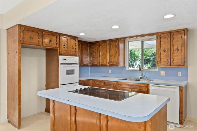 177 Whitney Boulevard, Chehalis, WA 98532