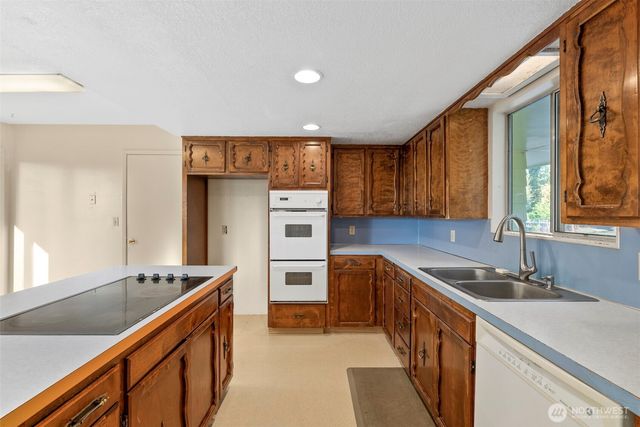 177 Whitney Boulevard, Chehalis, WA 98532