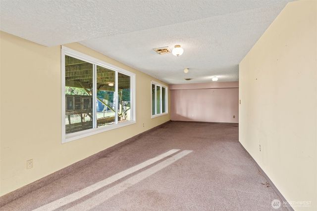 177 Whitney Boulevard, Chehalis, WA 98532