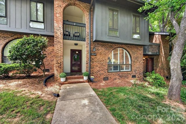 5803 Sharon Road K, Charlotte, NC 28210
