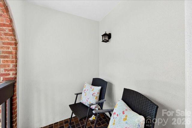 5803 Sharon Road K, Charlotte, NC 28210