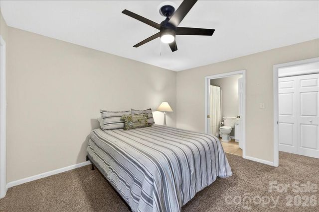 5803 Sharon Road K, Charlotte, NC 28210