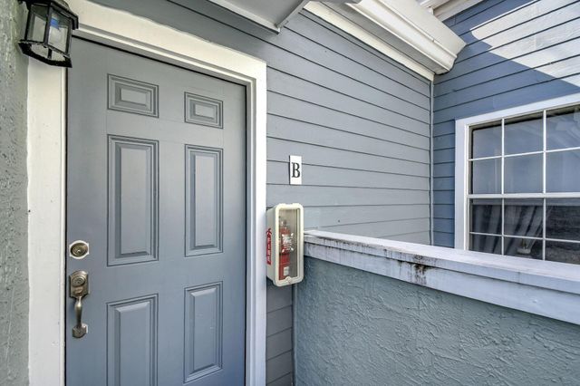 1215 Crystal Way B, Delray Beach, FL 33444