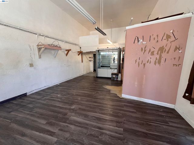 4200 Foothill Blvd, Oakland, CA 94601
