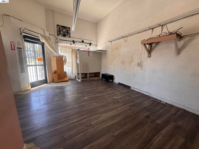 4200 Foothill Blvd, Oakland, CA 94601