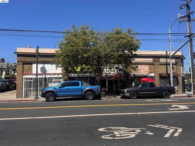 4200 Foothill Blvd, Oakland, CA 94601