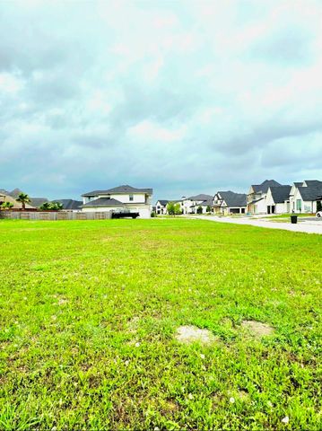 4806 Lost Creek Lane, League City, TX 77573