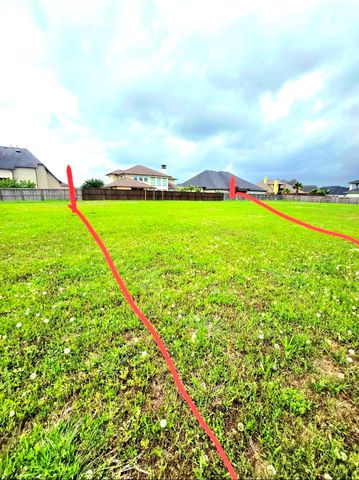 4806 Lost Creek Lane, League City, TX 77573