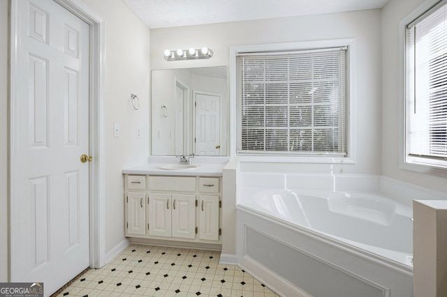 50 Macadamia Court, Covington, GA 30016