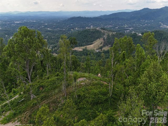 566 Elk Mountain Scenic Highway, Asheville, NC 28804
