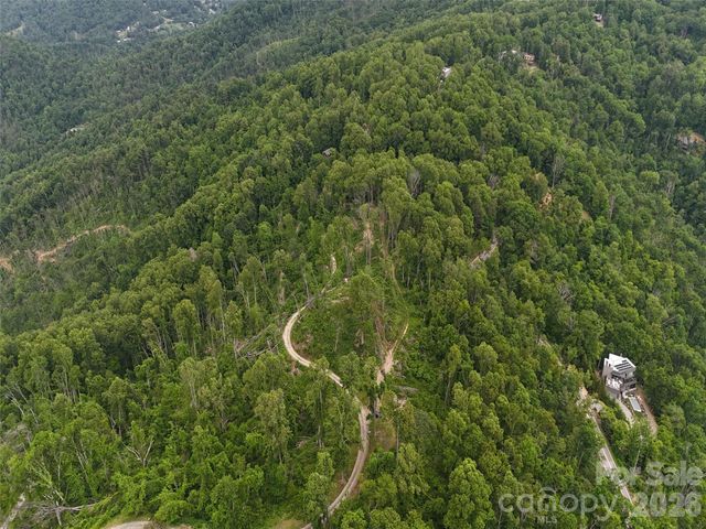 566 Elk Mountain Scenic Highway, Asheville, NC 28804