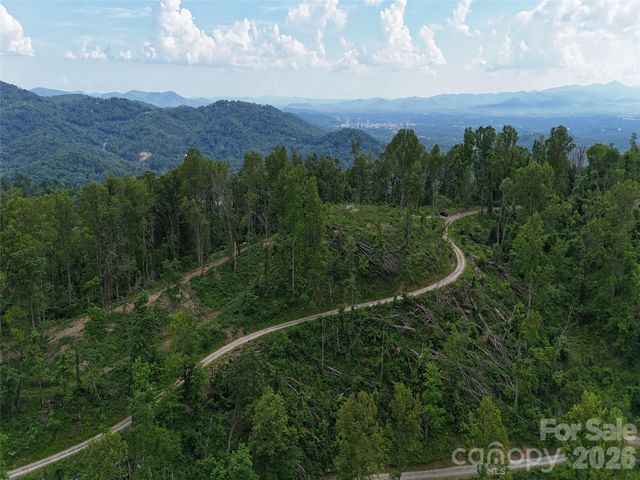 566 Elk Mountain Scenic Highway, Asheville, NC 28804