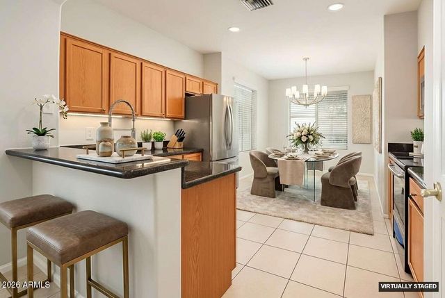 3725 E Woodside Way, Gilbert, AZ 85297