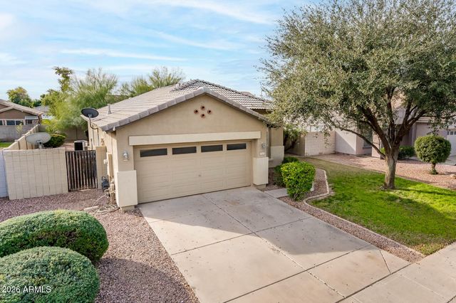 3725 E Woodside Way, Gilbert, AZ 85297