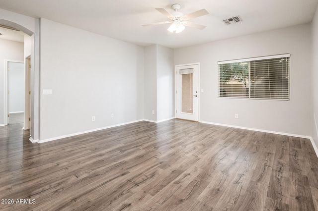 3725 E Woodside Way, Gilbert, AZ 85297