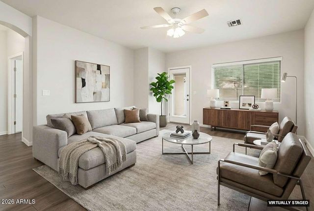 3725 E Woodside Way, Gilbert, AZ 85297