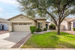 3725 E Woodside Way, Gilbert, AZ 85297