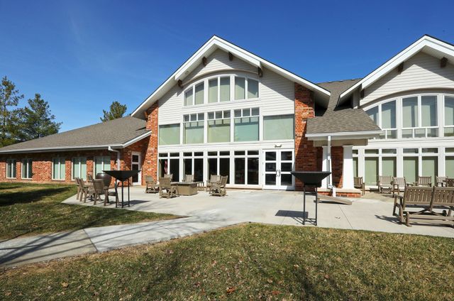 1909 NW 126th Street, Clive, IA 50325