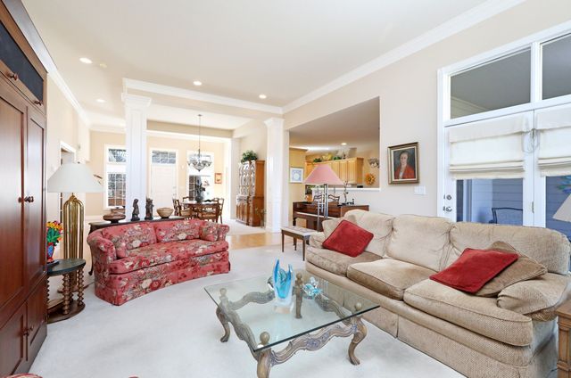 1909 NW 126th Street, Clive, IA 50325