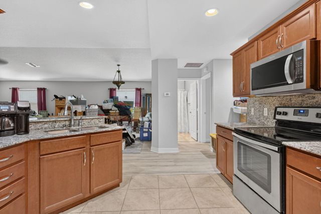 11 SE Flamenco Way, Port St. Lucie, Port St Lucie, FL 34952