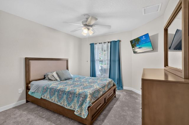 11 SE Flamenco Way, Port St. Lucie, Port St Lucie, FL 34952