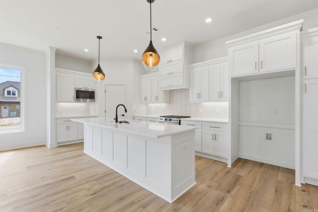 7000 Cold Creek, Alexander, AR 72002