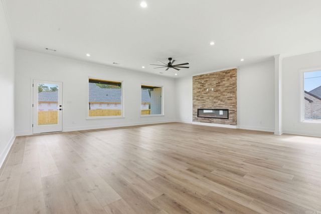 7000 Cold Creek, Alexander, AR 72002