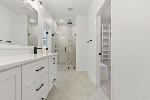 7000 Cold Creek, Alexander, AR 72002