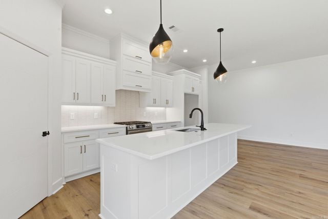 7000 Cold Creek, Alexander, AR 72002