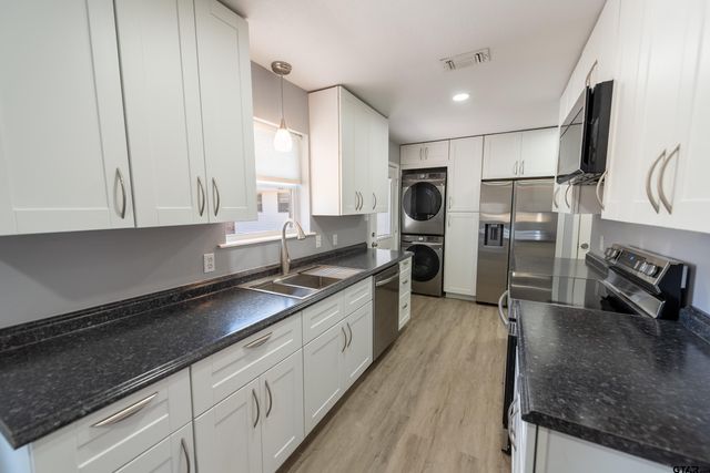 2339 SW County Road 3110, Mt Vernon, TX 75457