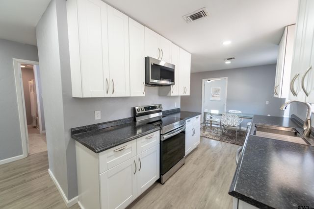 2339 SW County Road 3110, Mt Vernon, TX 75457