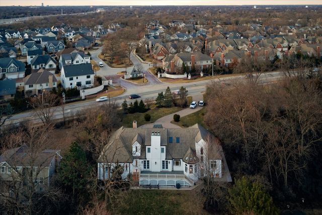 11361 W Plainfield Road, Indian Head Park, IL 60525