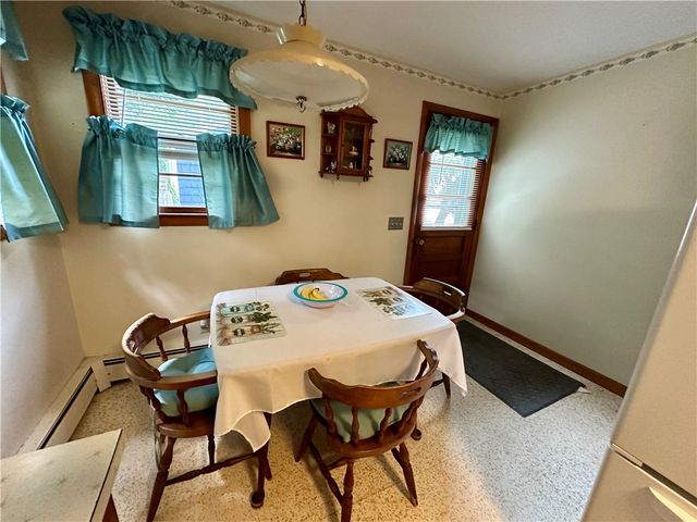 103 Windsor Park Drive, Coventry, RI 02816