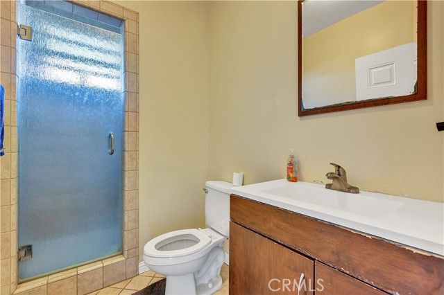 2641 S Catalina Street, Los Angeles, CA 90007