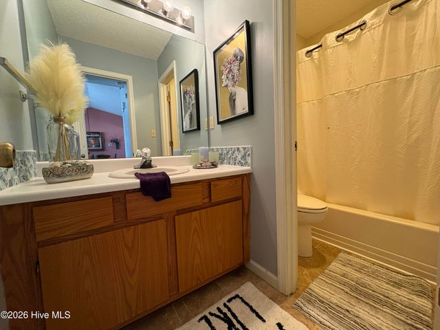 738 Holiday Island Road, Hertford, NC 27944