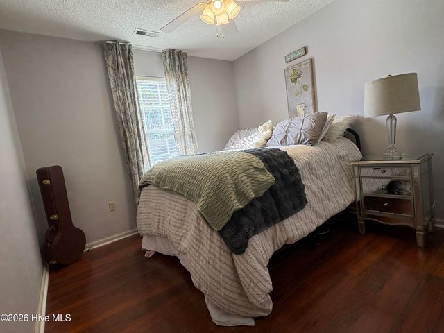 738 Holiday Island Road, Hertford, NC 27944