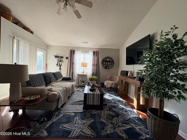 738 Holiday Island Road, Hertford, NC 27944