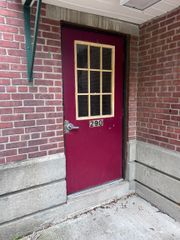 290 N. Bishop Bdlg 94 Avenue 14, Bridgeport, CT 06610